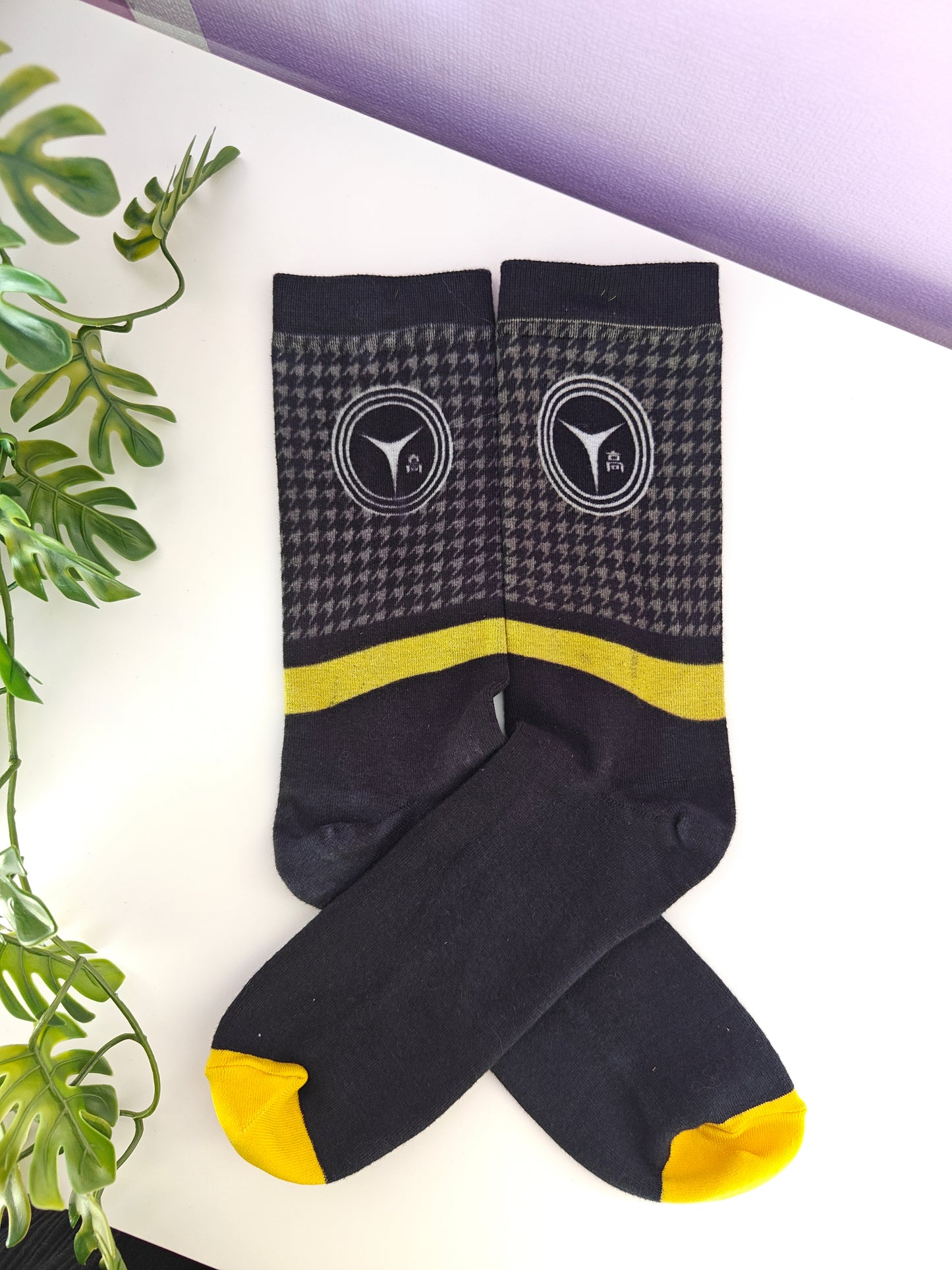 Yellow academic magical socks (EU 38–42)