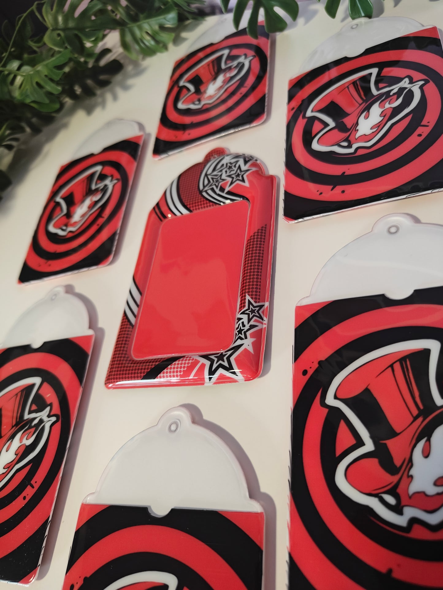 Red star photocard holder