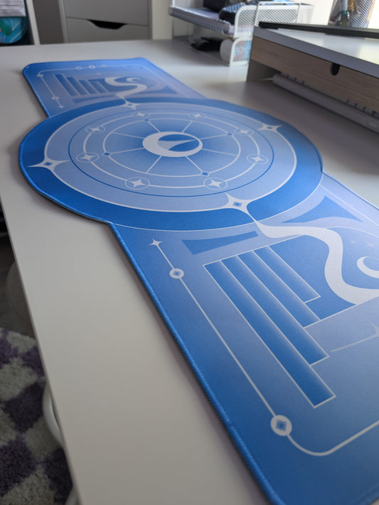 Blue compass Deskmat