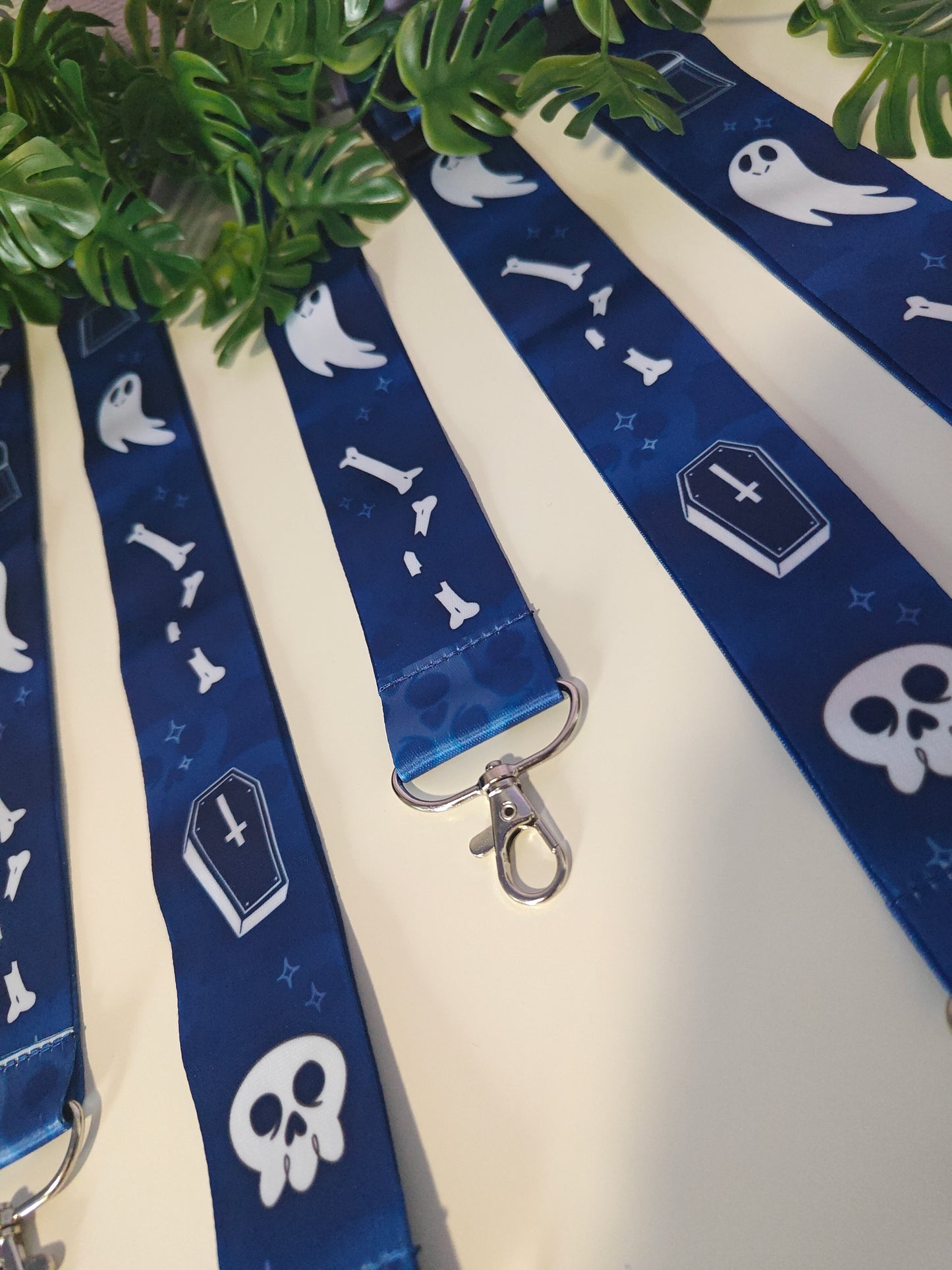 Lanyard Wide Ghost