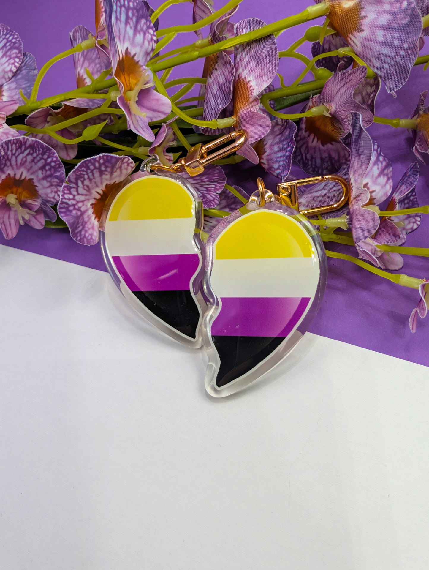 Acrylic charm Charming hearts